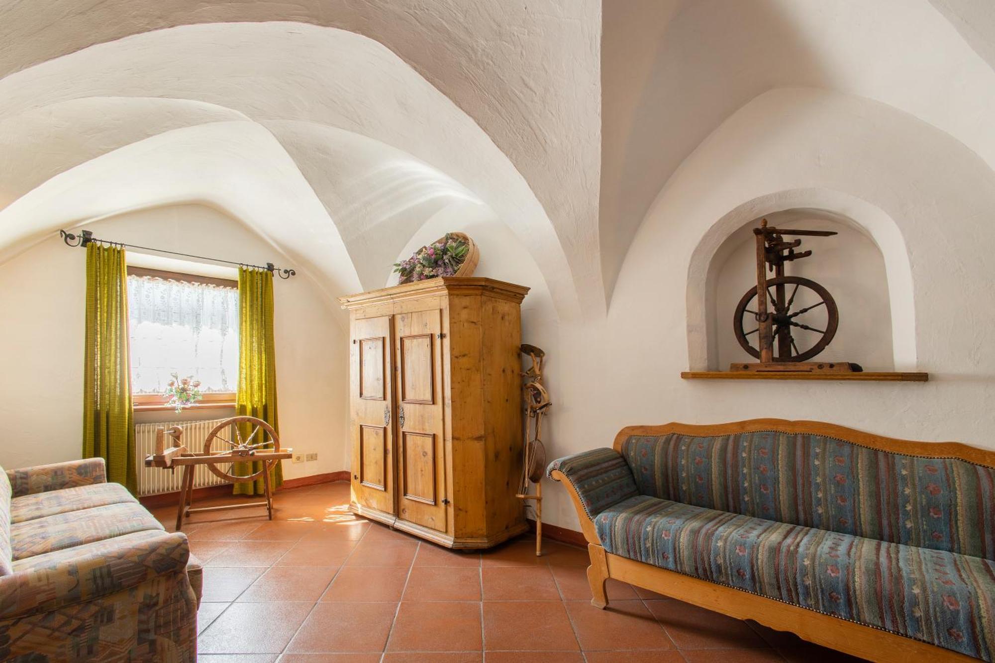 Gasthof Goldenes Lamm Vahrn Buitenkant foto